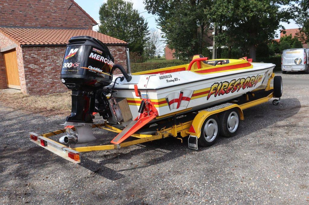 Bernico 21 Firestorm Gasoline Speedboat 300hp With Trailer Provi