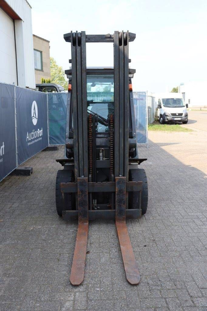 Heftruck Nissan 30 Diesel 3000kg