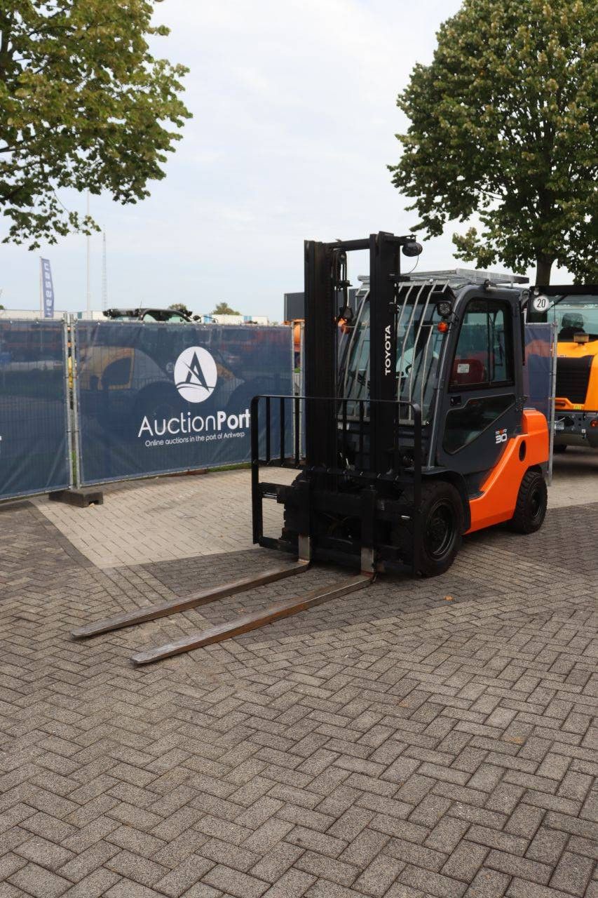 Gabelstapler Toyota 02-8FDF30 Diesel 3000kg 3,7m 2020