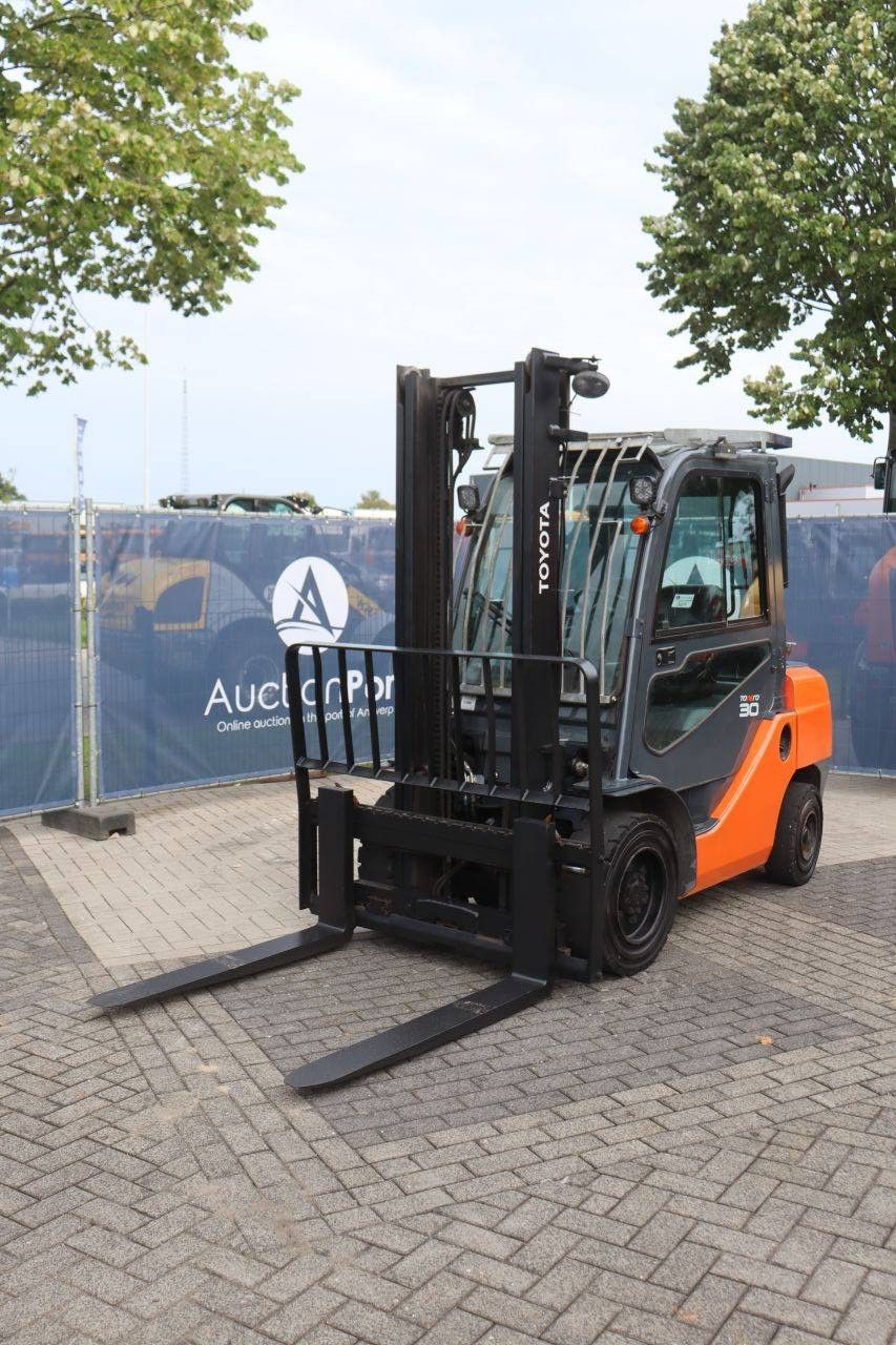 Gabelstapler Toyota 02-8FDF30 Diesel 3000kg 3,7m 2020