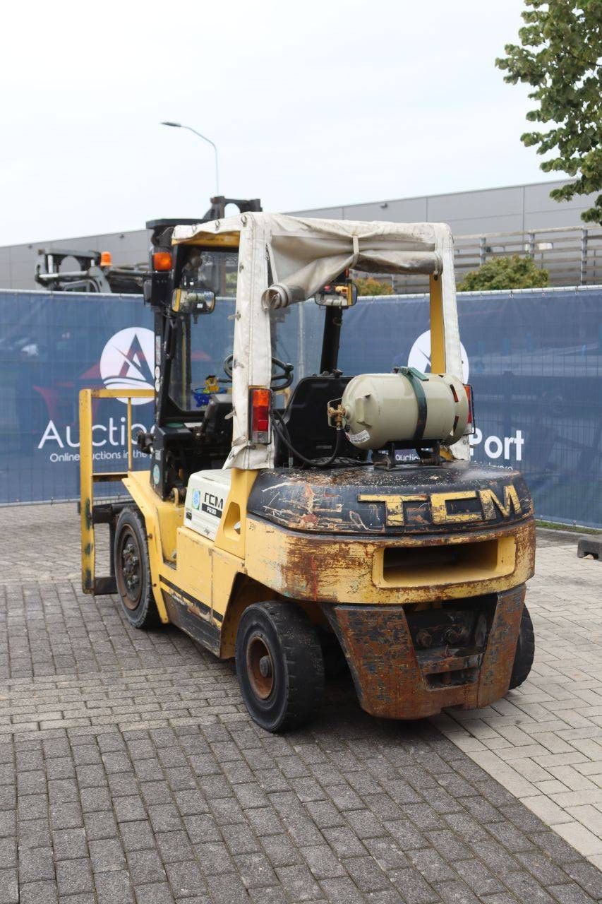 Gabelstapler TCM FG30N8 LPG 3000kg 3,3m 1992