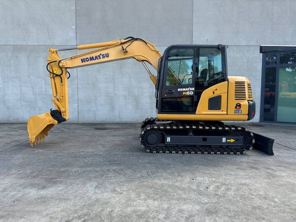 Midi-Bagger Komatsu PC60-8 Diesel 2014