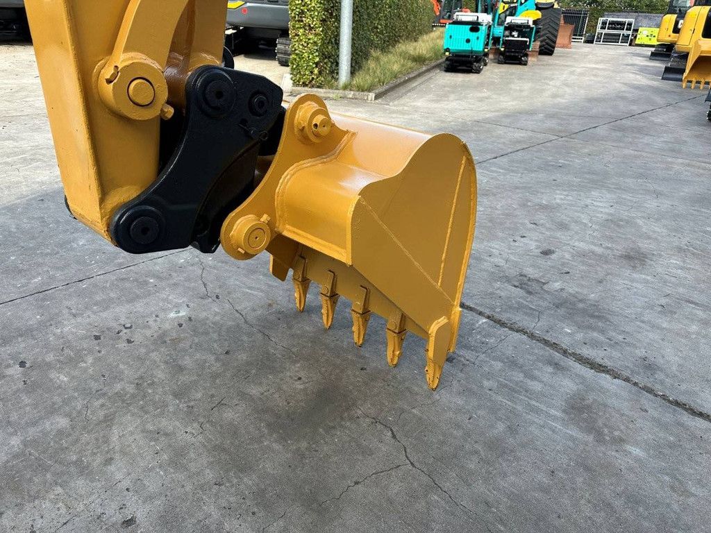 Midi-Bagger Komatsu PC60-8 Diesel 2014