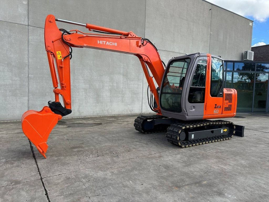 Midi excavator Hitachi ZX60 Diesel 2011