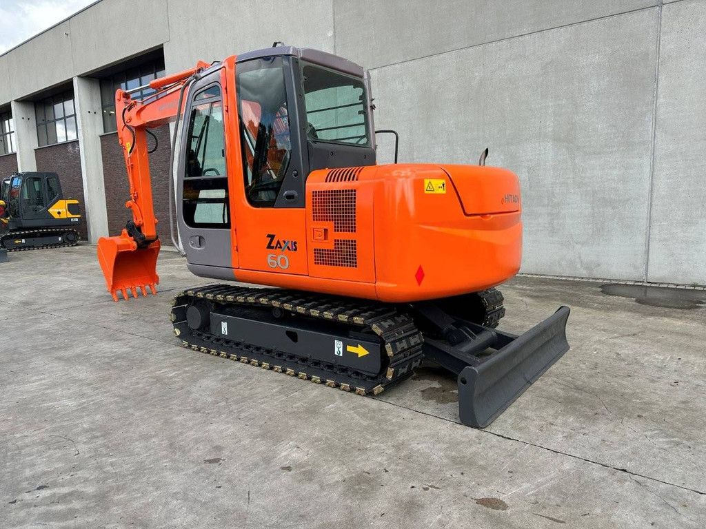 Midi excavator Hitachi ZX60 Diesel 2011
