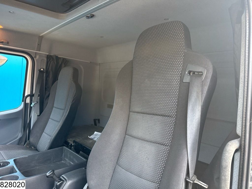 Mercedes Atego 1318 EURO 5, Manual, Steel, Palfinger