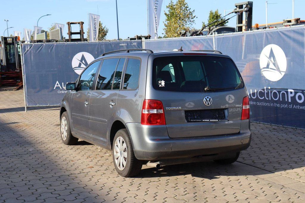 Volkswagen Touran Station Wagon Petrol (Margin)