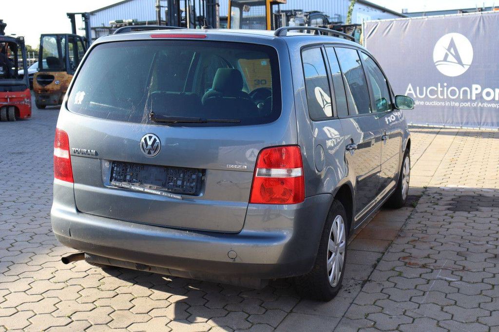 Volkswagen Touran Station Wagon Petrol (Margin)