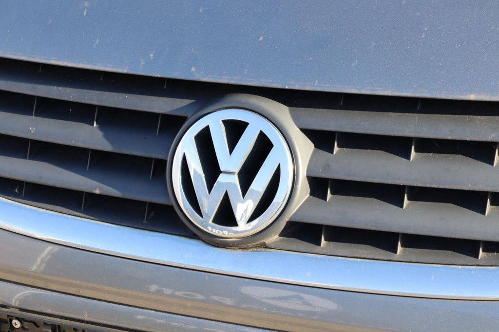 Volkswagen Touran Station Wagon Petrol (Margin)