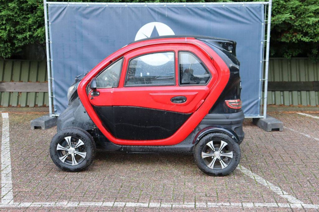 Robeta Kumi One Plus Electric Moped 3 hp 2024