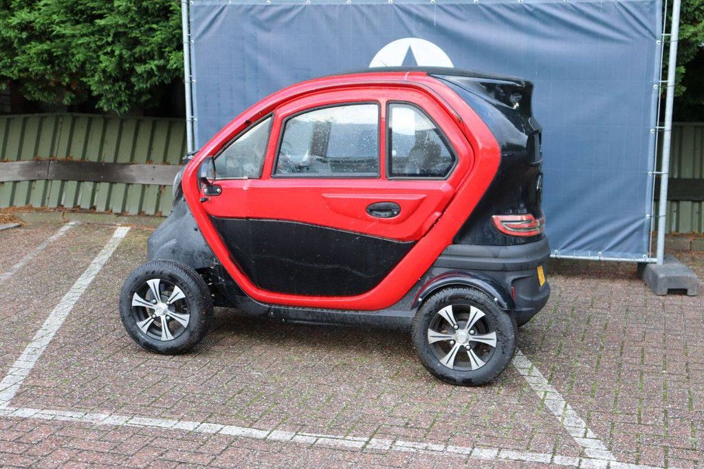 Robeta Kumi One Plus Electric Moped 3 hp 2024