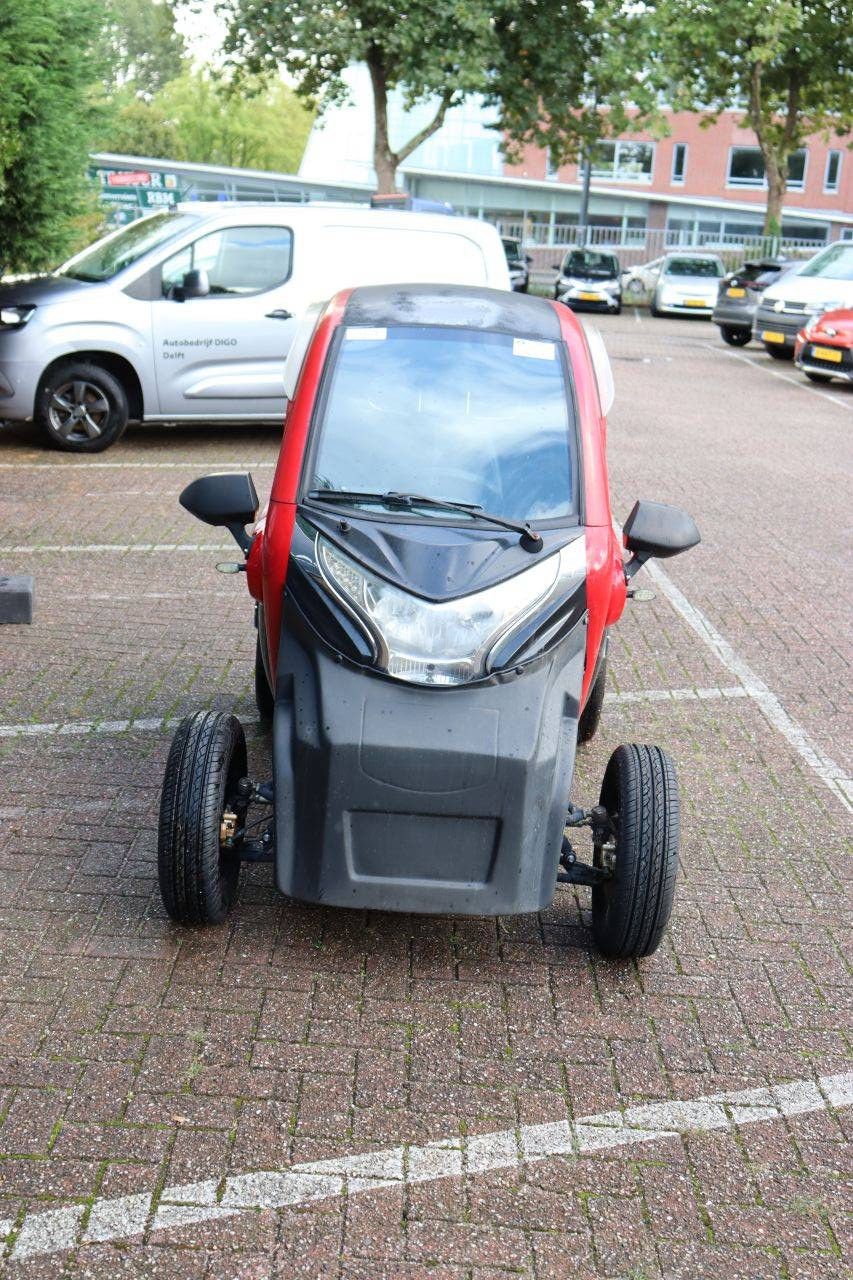 Robeta Kumi One Plus Electric Moped 3 hp 2024