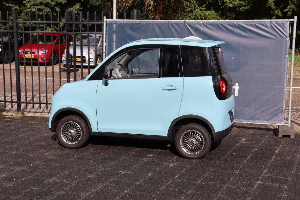 Elektrischer Personenkraftwagen Jinpeng L6e-BP Electric 4,1 PS