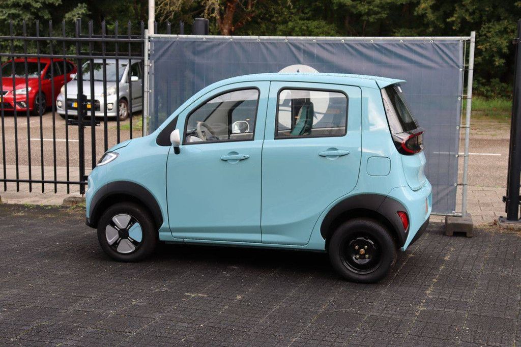 Elektrischer Personenkraftwagen Jinpeng L7e-CP Electric 8,2 PS