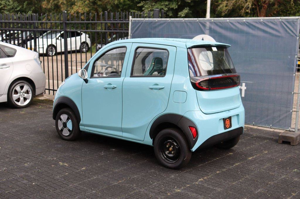 Elektrischer Personenkraftwagen Jinpeng L7e-CP Electric 8,2 PS