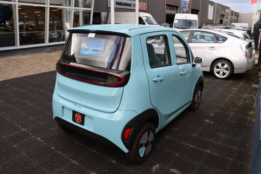 Elektrischer Personenkraftwagen Jinpeng L7e-CP Electric 8,2 PS
