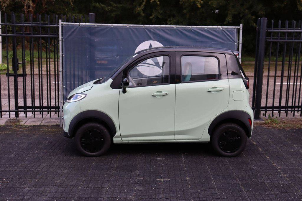Elektrischer Personenkraftwagen Jinpeng L7e-CP Electric 8 PS
