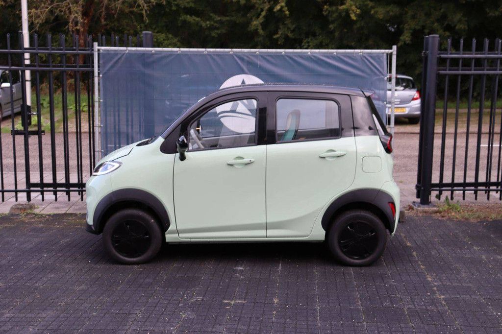 Elektrischer Personenkraftwagen Jinpeng L7e-CP Electric 8 PS