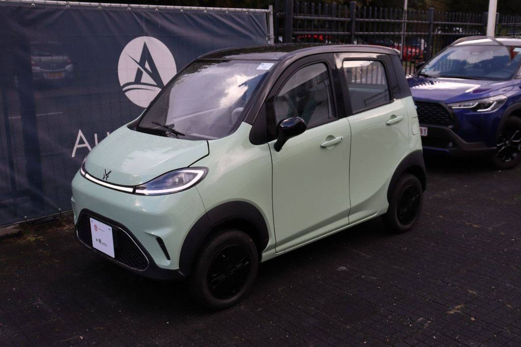 Elektrischer Personenkraftwagen Jinpeng L7e-CP Electric 8 PS