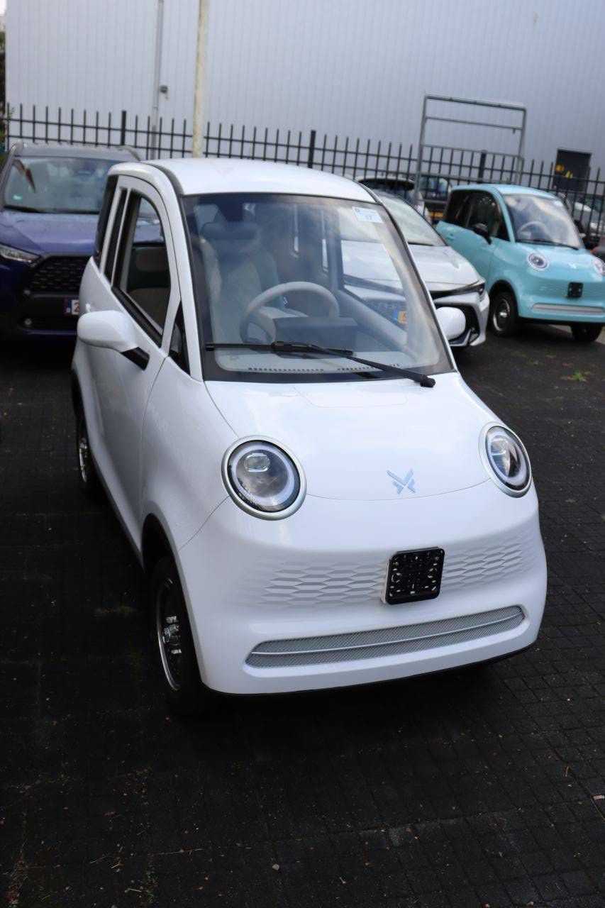 Elektrischer Personenkraftwagen Jinpeng L6e-BP Electric 4 PS