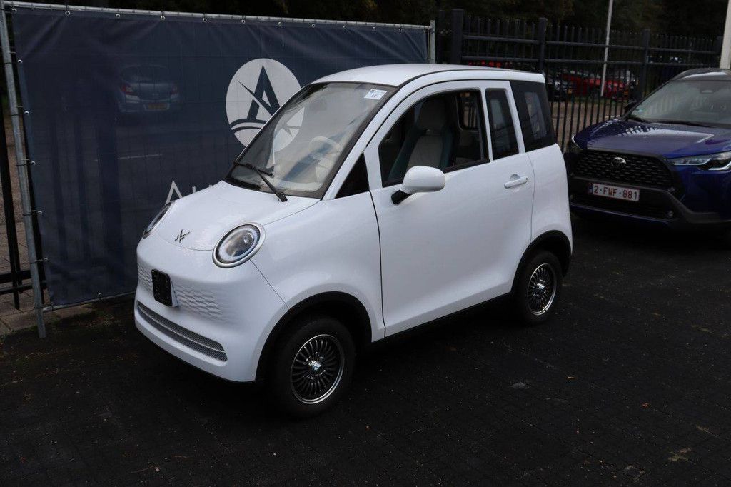 Elektrischer Personenkraftwagen Jinpeng L6e-BP Electric 4 PS