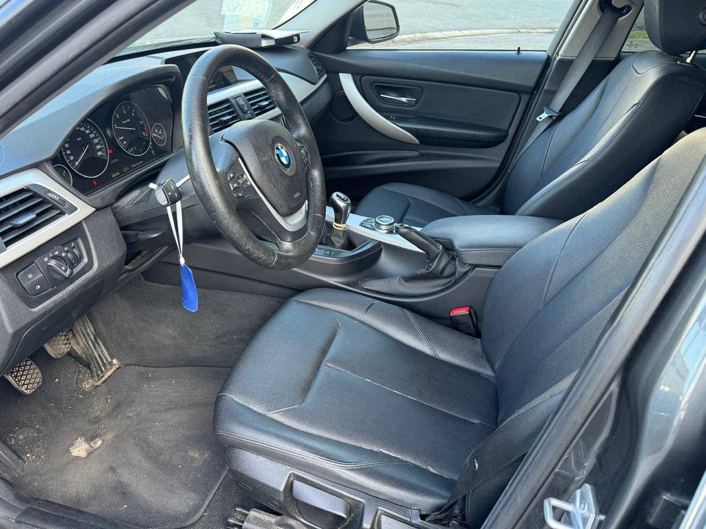 BMW 318d Touring 136 PS 2018