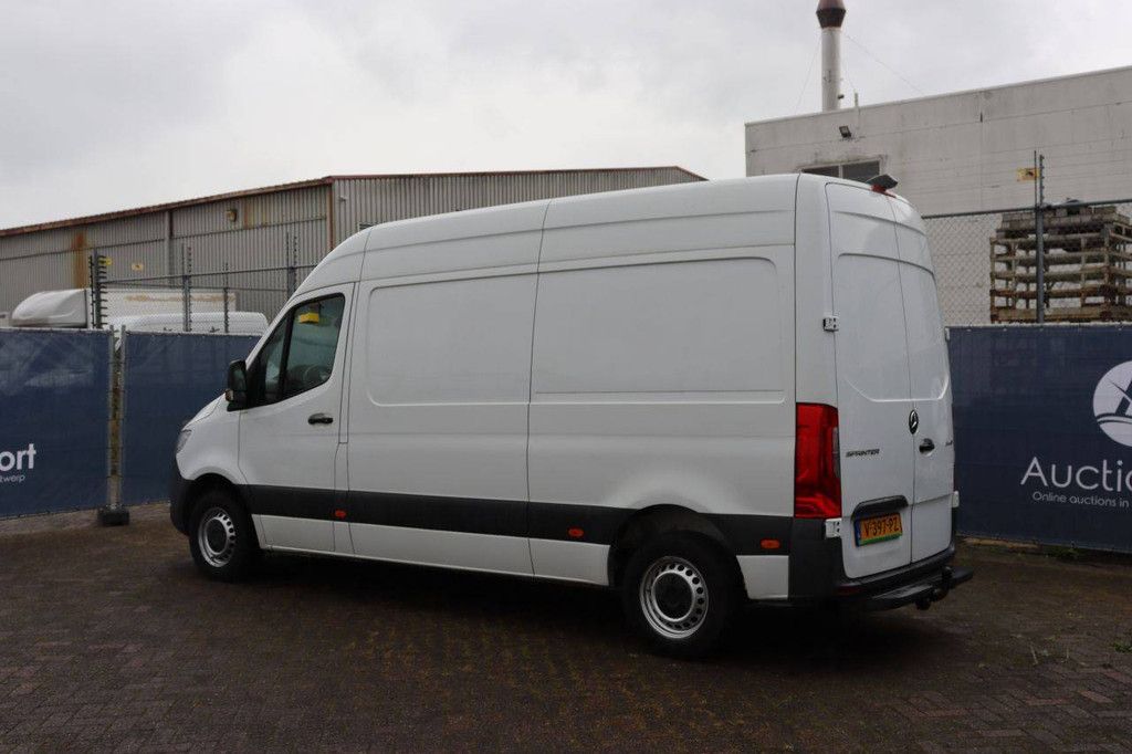 Mercedes-Benz Sprinter 214 CDI Diesel 143 PS, Baujahr 2018