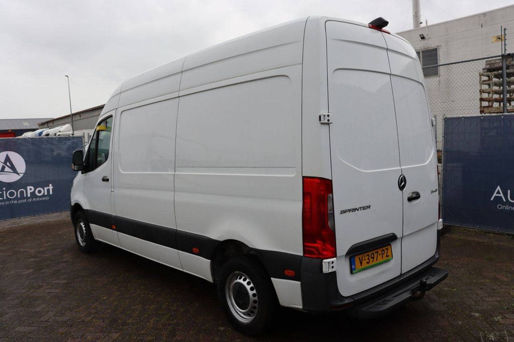 Mercedes-Benz Sprinter 214 CDI Diesel 143 PS, Baujahr 2018