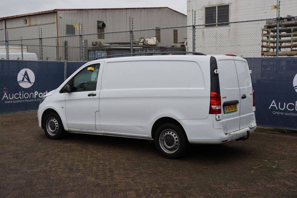 Transporter Mercedes-Benz Vito 111 CDI Diesel 114 PS 2017