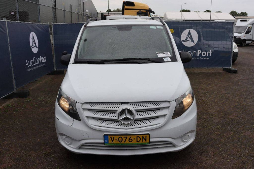 Transporter Mercedes-Benz Vito 111 CDI Diesel 114 PS 2017
