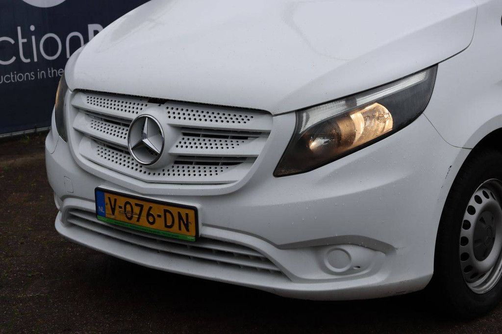 Transporter Mercedes-Benz Vito 111 CDI Diesel 114 PS 2017