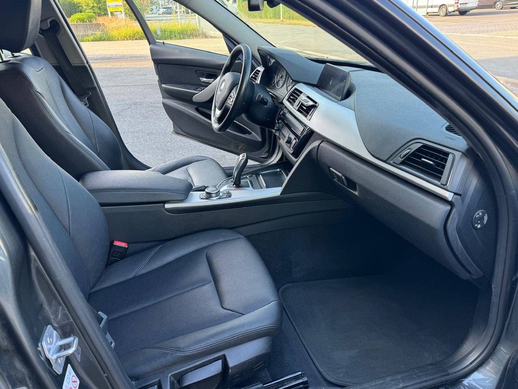 BMW 318d Touring 136 PS 2019