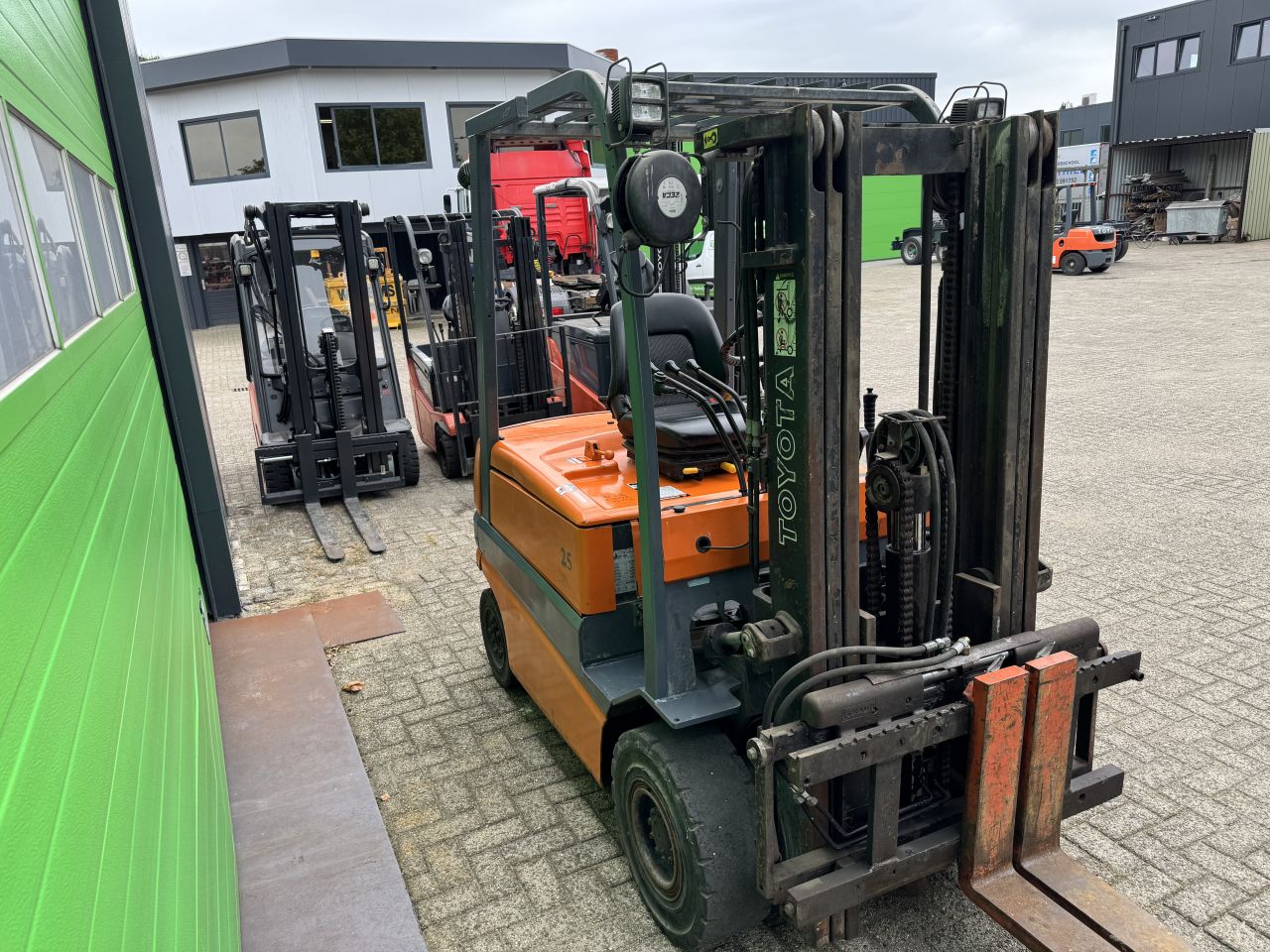 Goedwerkende Toyota elektrische heftruck, 2,5 ton,jonge batterij