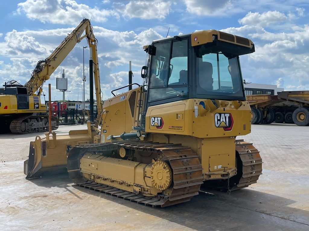 Caterpillar D2 LGP 12A | LEICA GPS