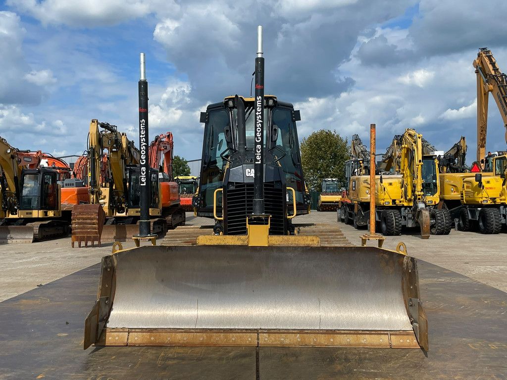 Caterpillar D2 LGP 12A | LEICA GPS