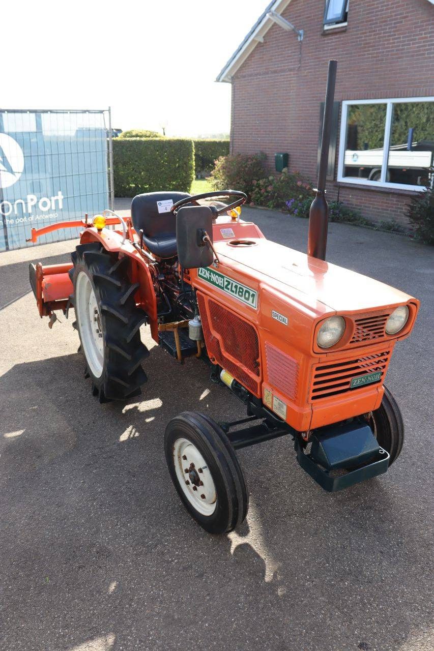 Kleintraktor Zen-noh/Kubota L1801 Diesel 18 PS mit Fräse
