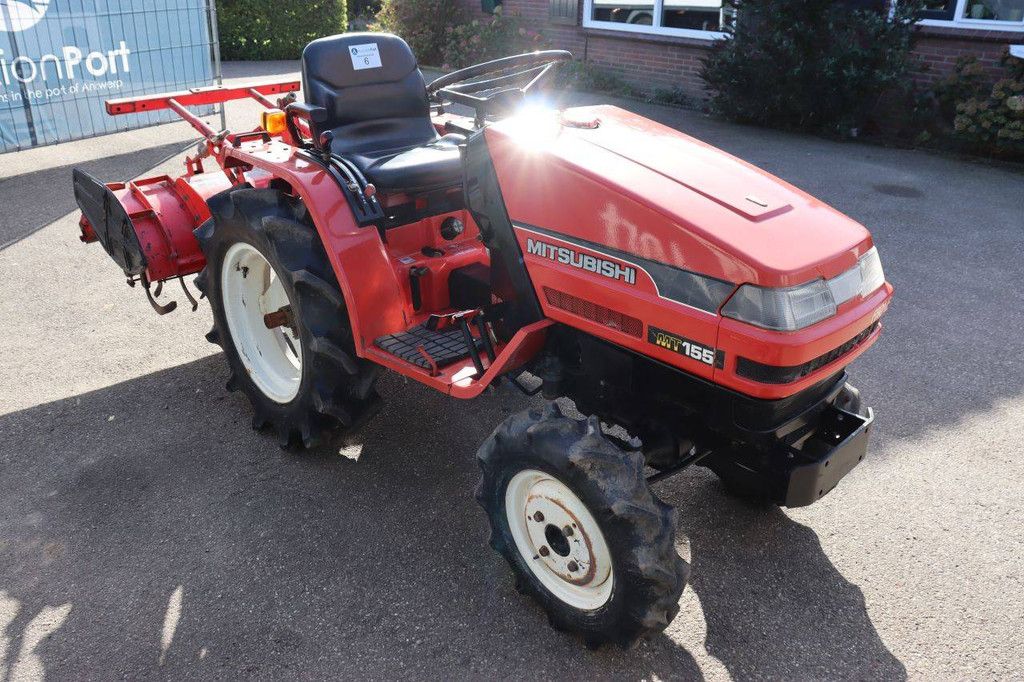 Mitsubishi MT155 Diesel-Minitraktor, 15 PS, mit Grubber