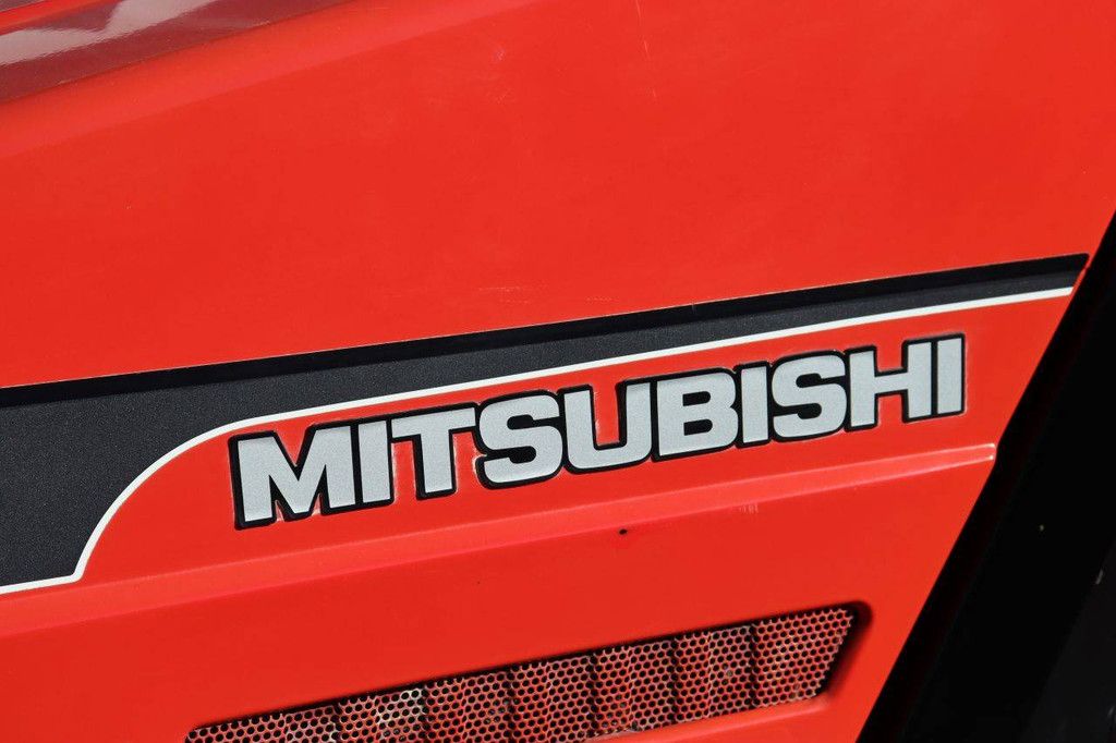 Mitsubishi MT155 Diesel-Minitraktor, 15 PS, mit Grubber