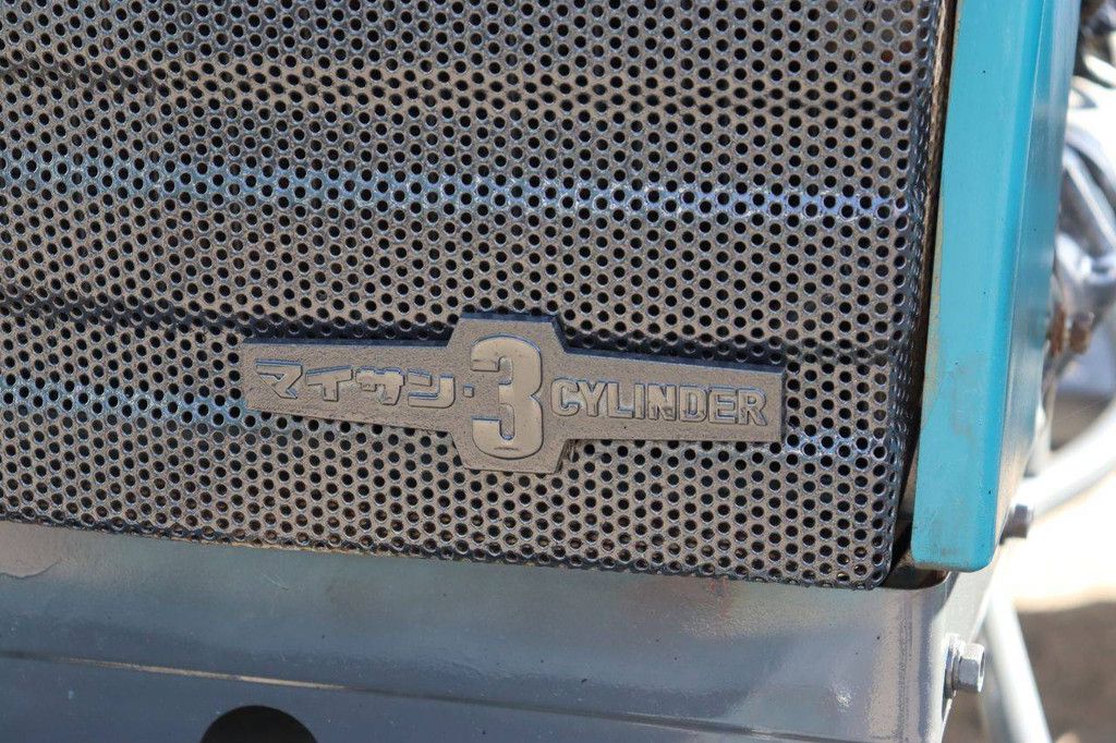 Mitsubishi D1550FD Kleintraktor, Diesel, 15 PS, mit Grubber