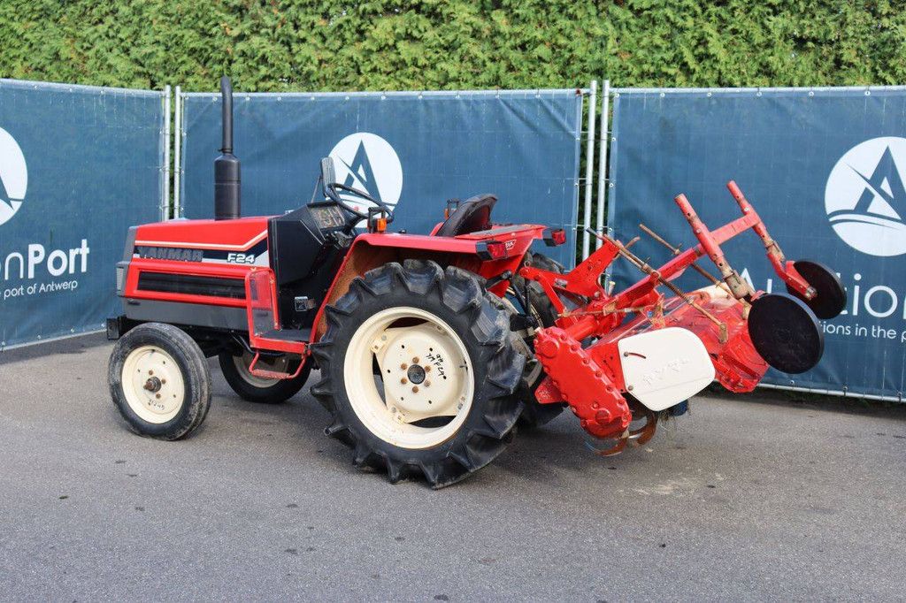 Kleintraktor Yanmar F24 Diesel 24 PS mit Grubber