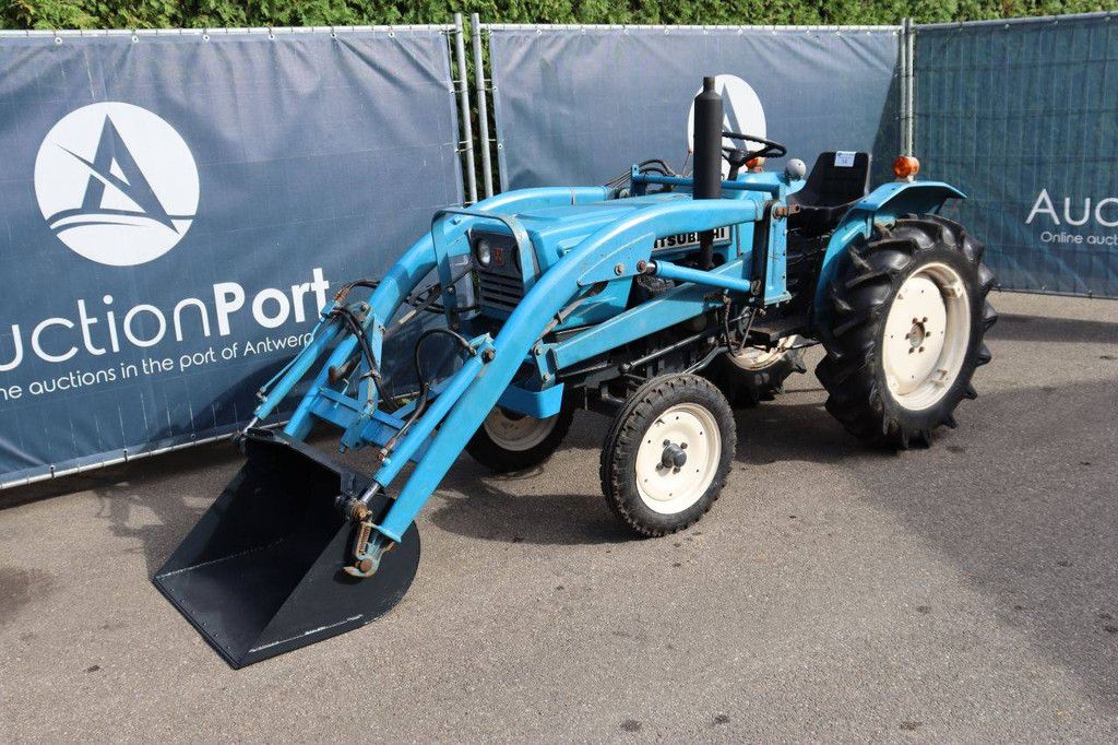 Mitsubishi D2000 Diesel-Kleintraktor 20 PS mit Frontlader