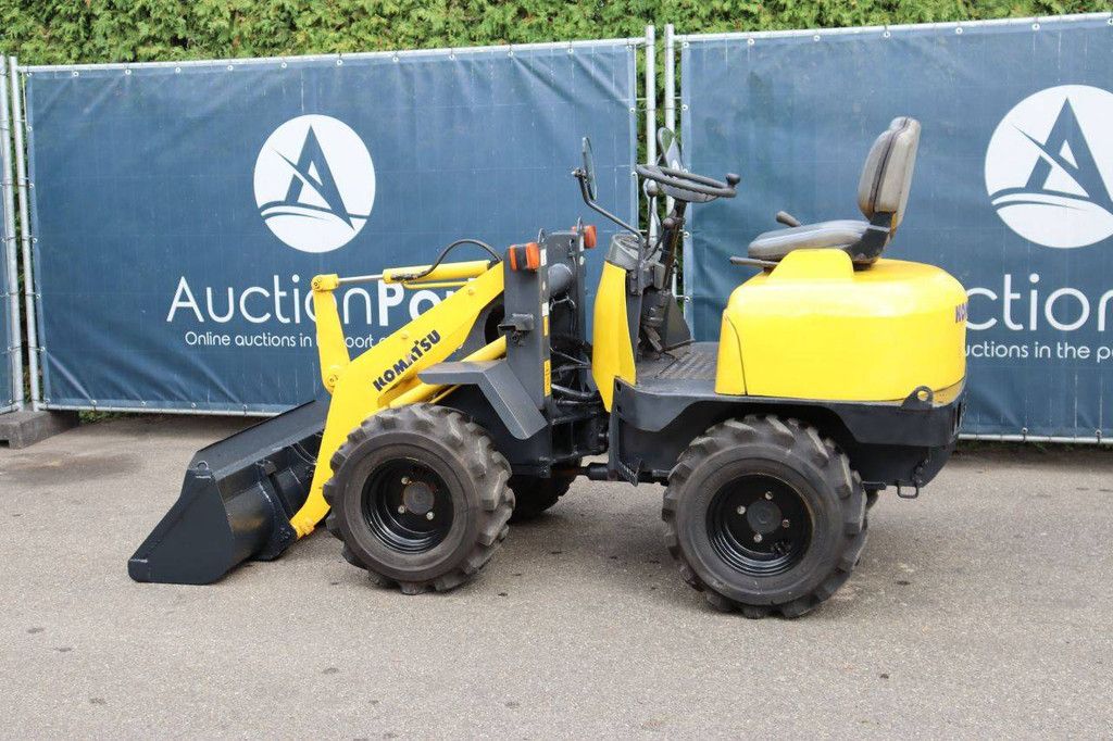 Articulated loader Komatsu W10-6 Diesel 16hp