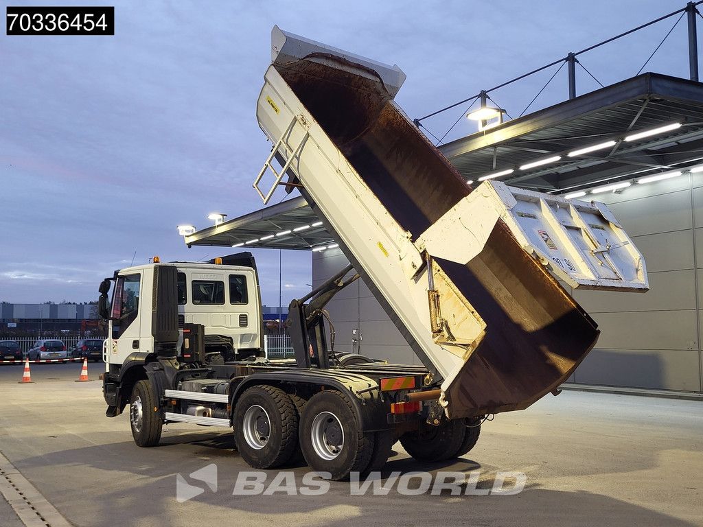 Iveco Trakker 330 6X4 13m3 tipper Steel suspension Big-Axle Manual Euro 5