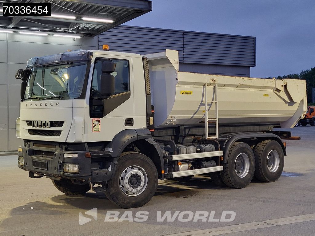 Iveco Trakker 330 6X4 13m3 tipper Steel suspension Big-Axle Manual Euro 5