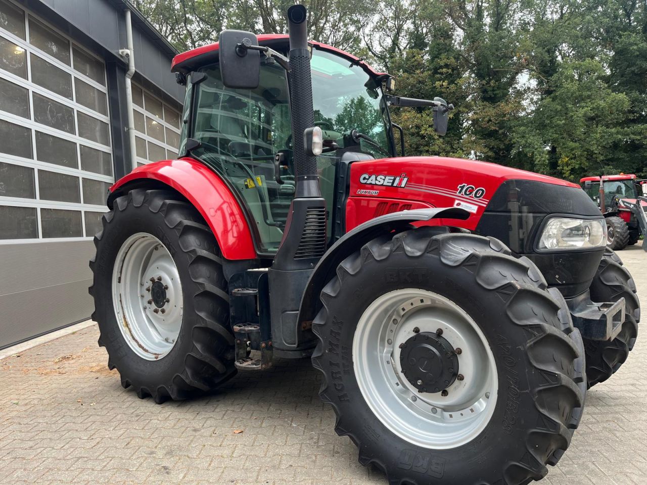 Case IH luxxum 100