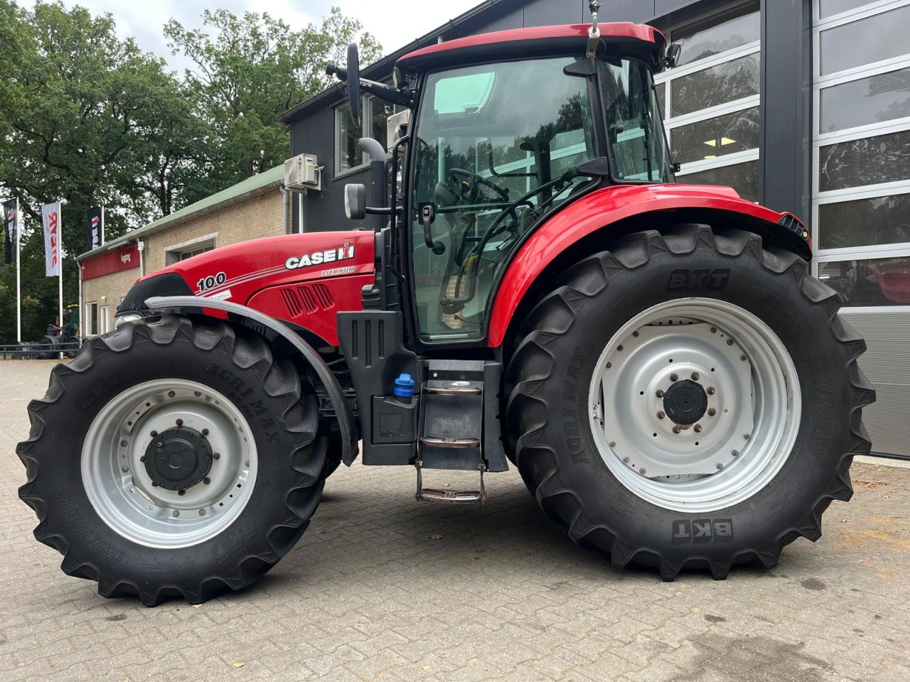 Case IH luxxum 100