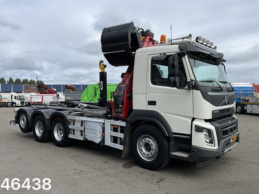 Volvo FMX 460 8x4 Euro 6 HMF 19 Tonmeter Z-kraan