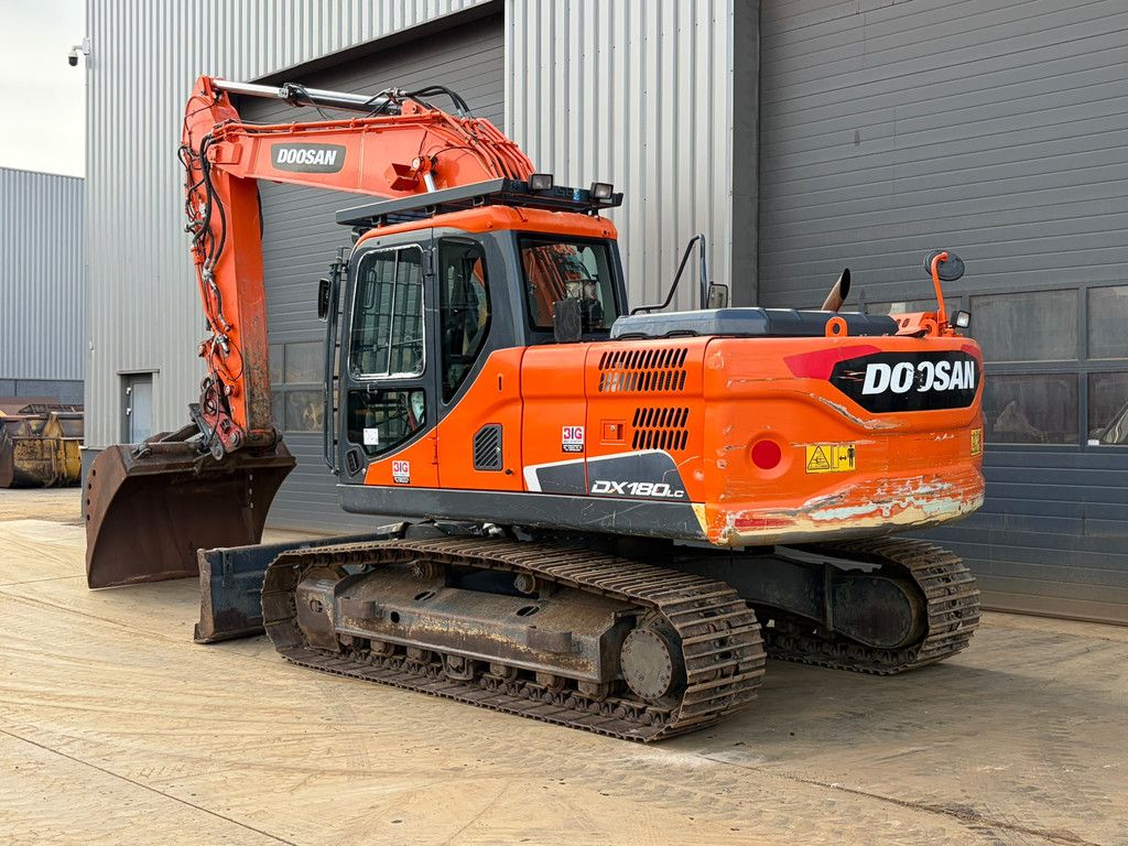 Doosan DX180LC-3