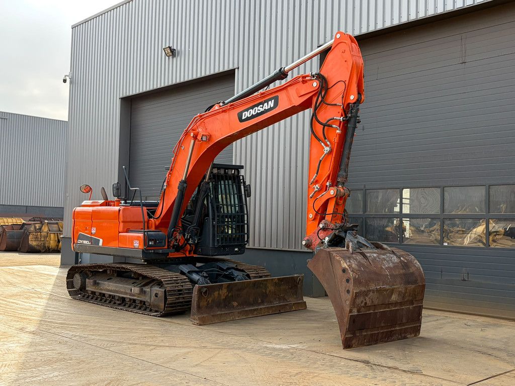 Doosan DX180LC-3