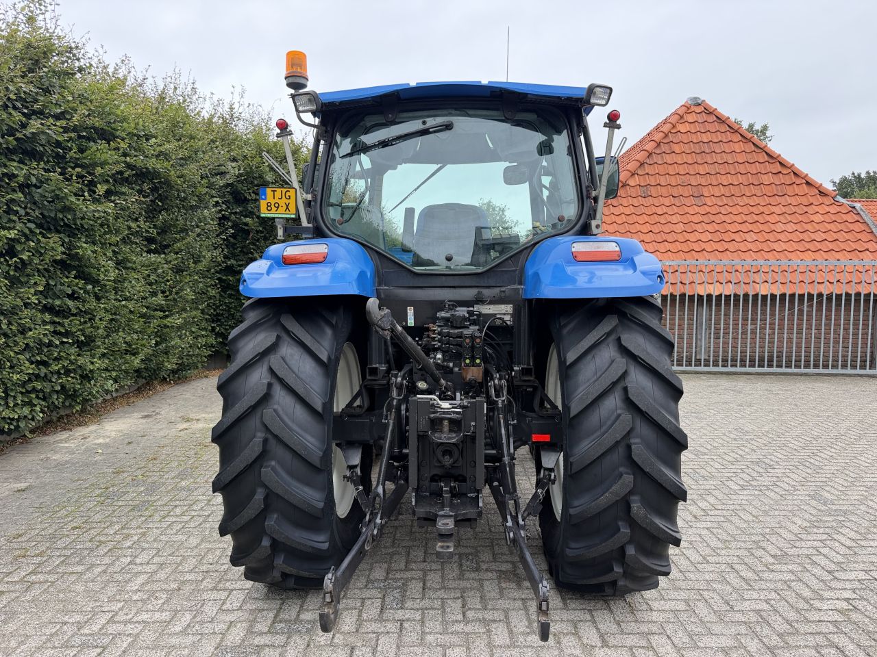 New Holland T6020, Bj 2009